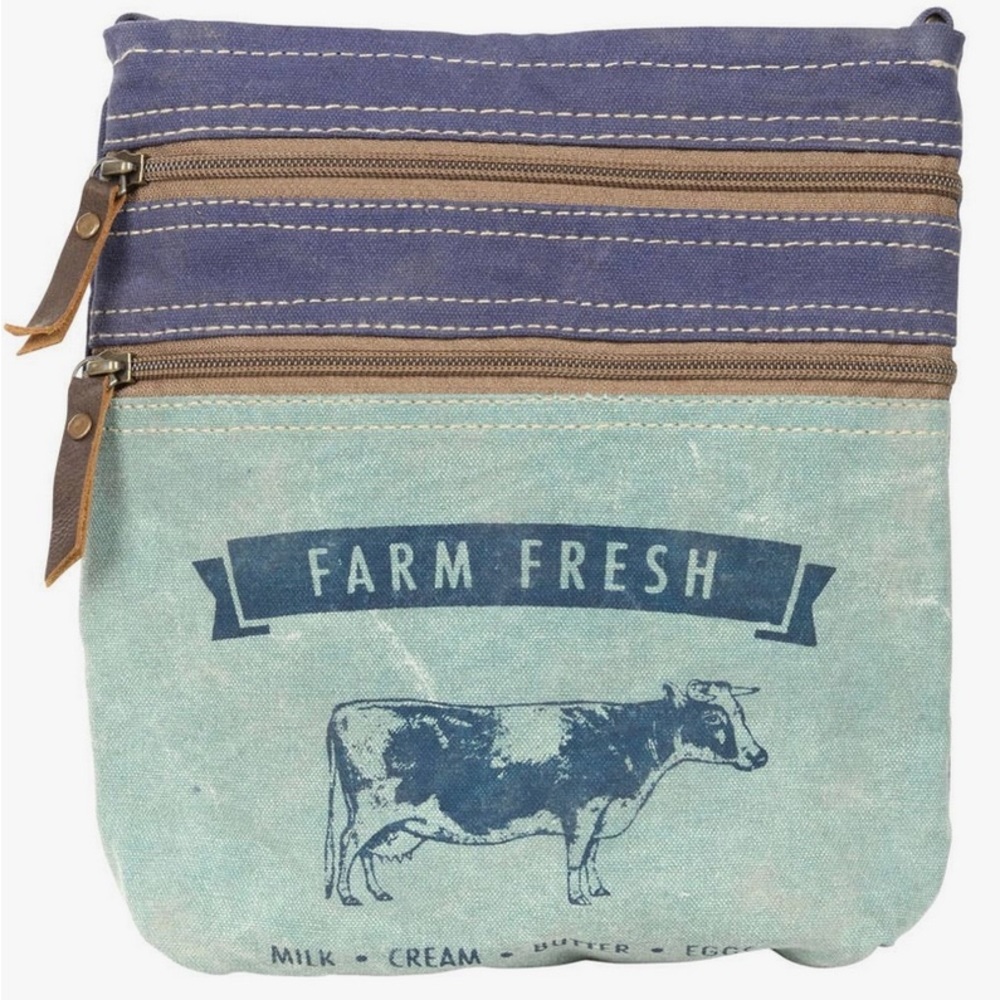 Brand New Clea Ray Canvas Crossbody Bag - Americana
